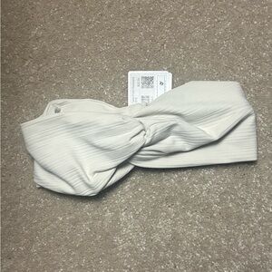 Lululemon Ribbed Nulu Twist front Headband NWT Bone
